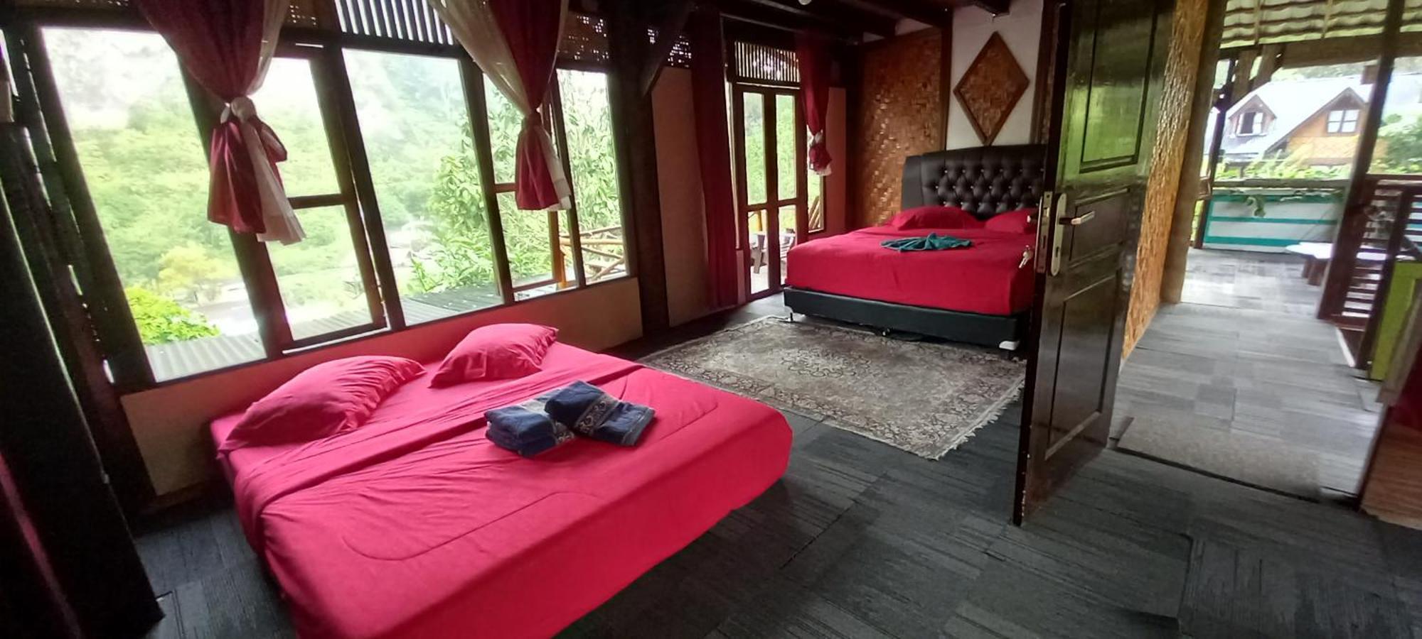 Canyon Jungle Stay Bukittinggi Δωμάτιο φωτογραφία