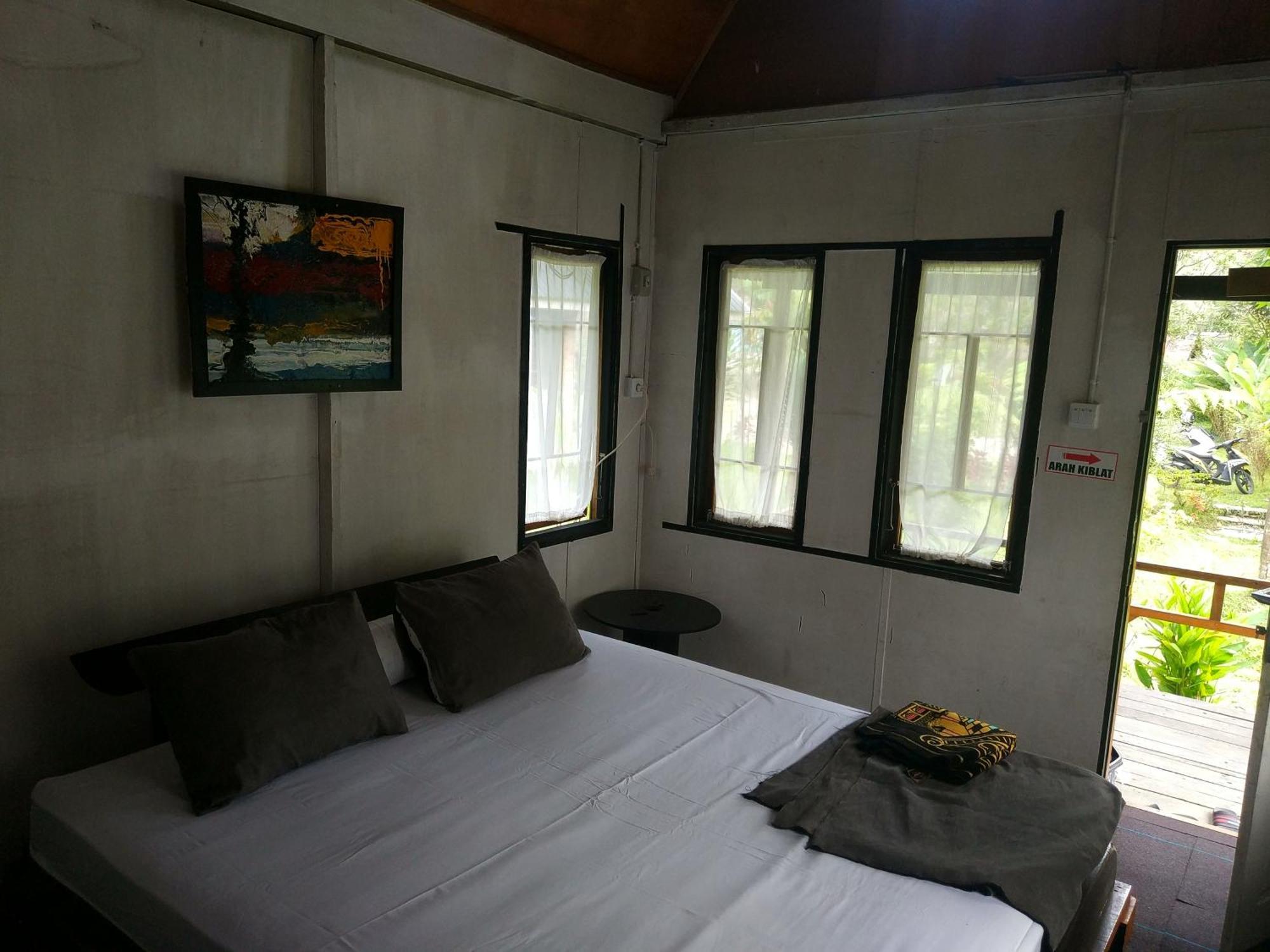 Canyon Jungle Stay Bukittinggi Δωμάτιο φωτογραφία